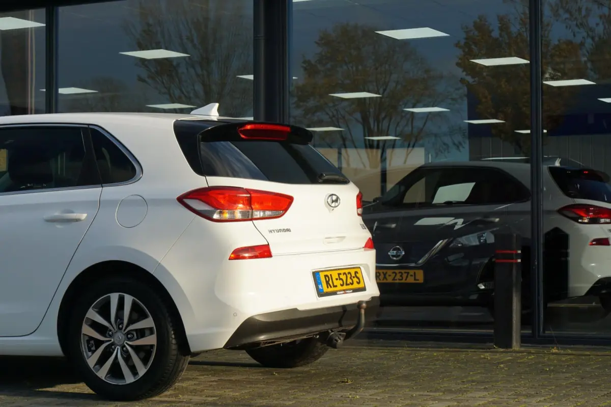 1.0 T-GDI First Edition - Polar White - Carplay/Camera/Cruise