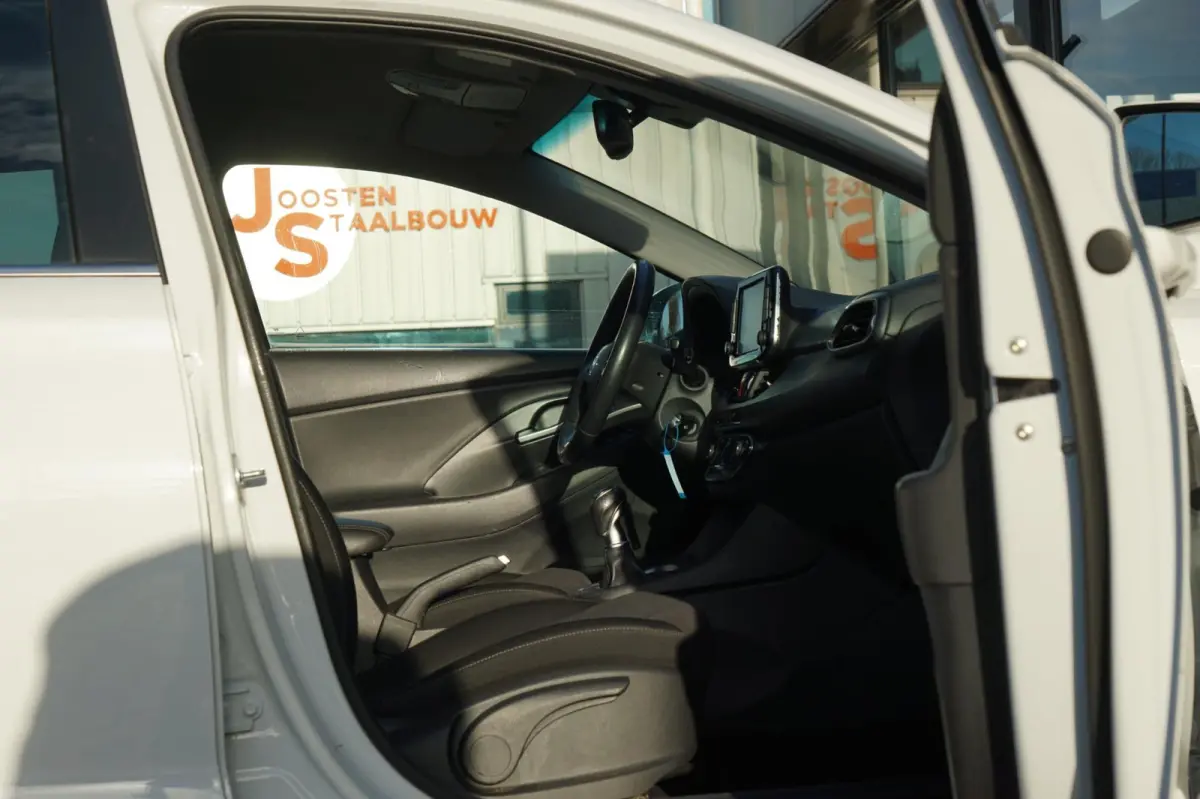 1.0 T-GDI First Edition - Polar White - Carplay/Camera/Cruise