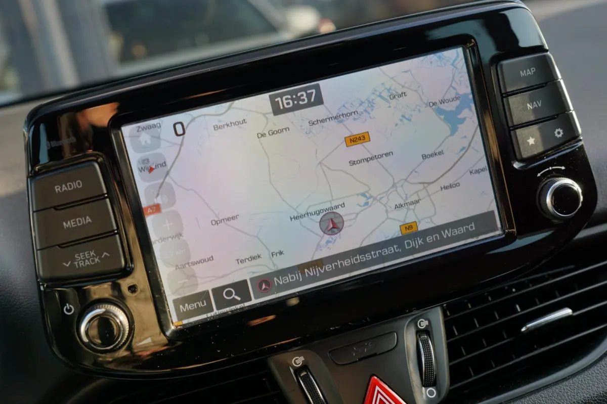1.0 T-GDI First Edition - Polar White - Carplay/Camera/Cruise