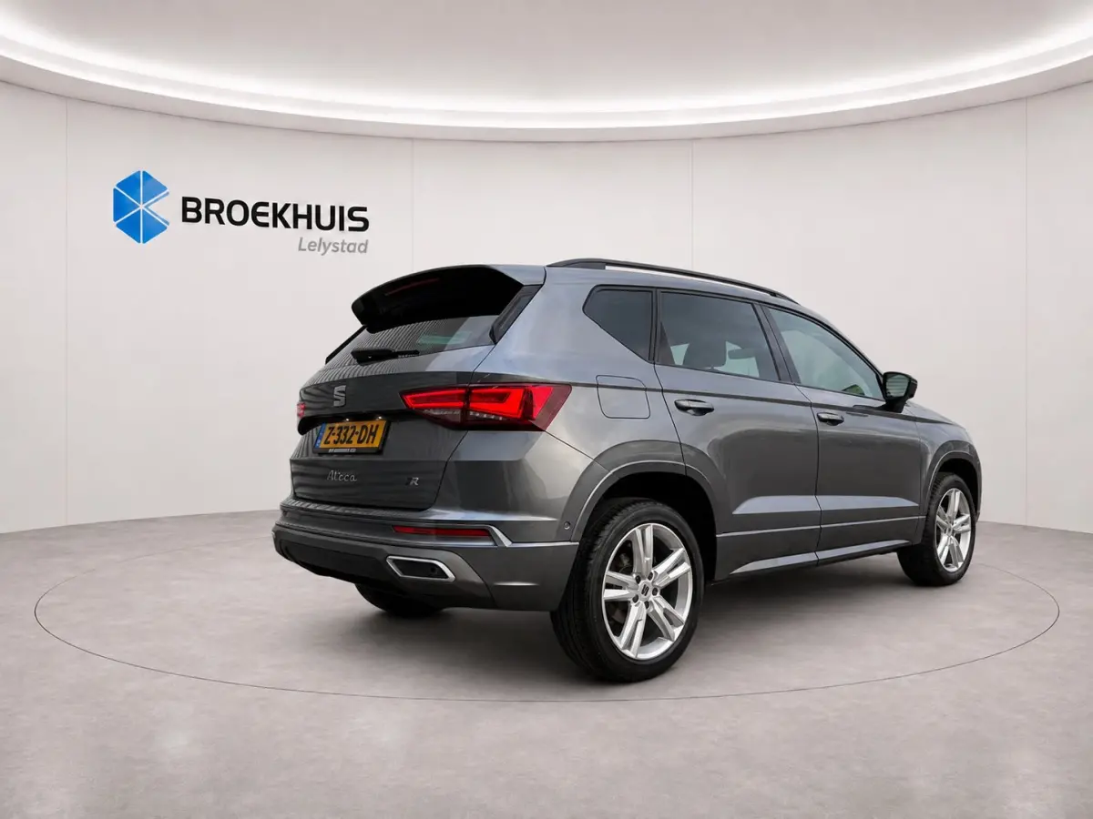 1.5 TSI 150PK FR BUSINESS INTENSE AUTOMAAT / NAVI / LEDER / CLIMA / FULL-LED / 18" LMV / KEYLESS / CAMERA / ORG. NL / 1E EIGENAAR !!