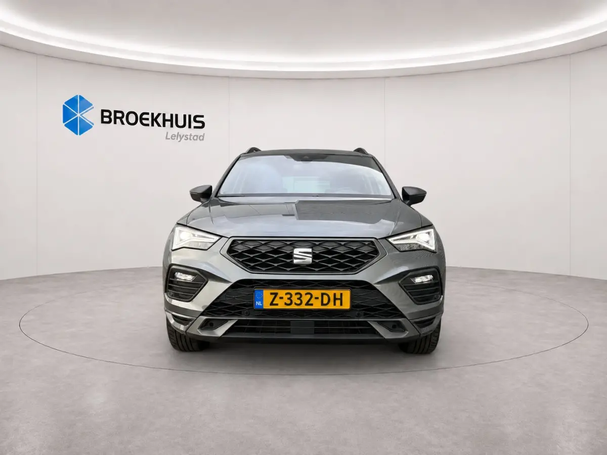 1.5 TSI 150PK FR BUSINESS INTENSE AUTOMAAT / NAVI / LEDER / CLIMA / FULL-LED / 18" LMV / KEYLESS / CAMERA / ORG. NL / 1E EIGENAAR !!