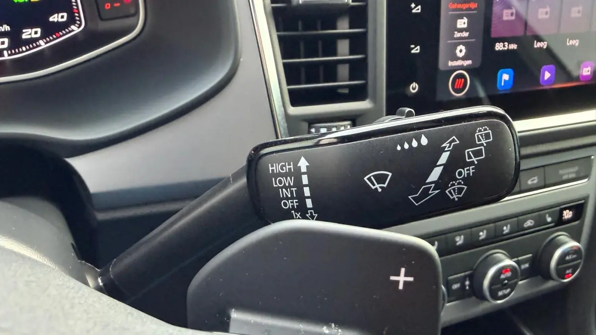 1.5 TSI 150PK FR BUSINESS INTENSE AUTOMAAT / NAVI / LEDER / CLIMA / FULL-LED / 18" LMV / KEYLESS / CAMERA / ORG. NL / 1E EIGENAAR !!