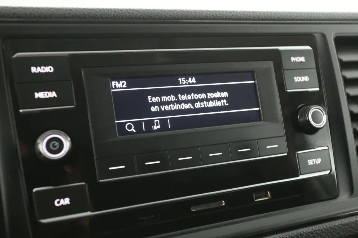 2.0 TDI L3H2 140PK | 3000kg Trekgew. | Airco | Cruise | 3 Zits | Parkeersensoren