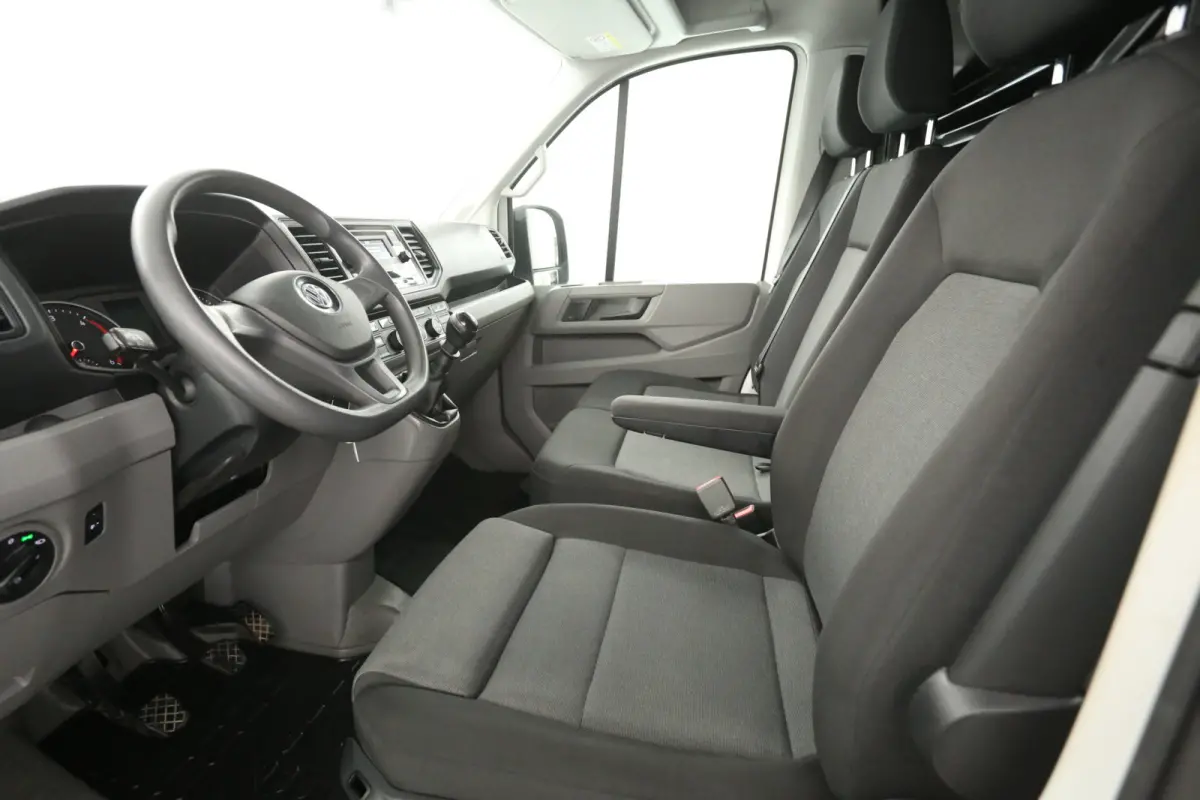 2.0 TDI L3H2 140PK | 3000kg Trekgew. | Airco | Cruise | 3 Zits | Parkeersensoren