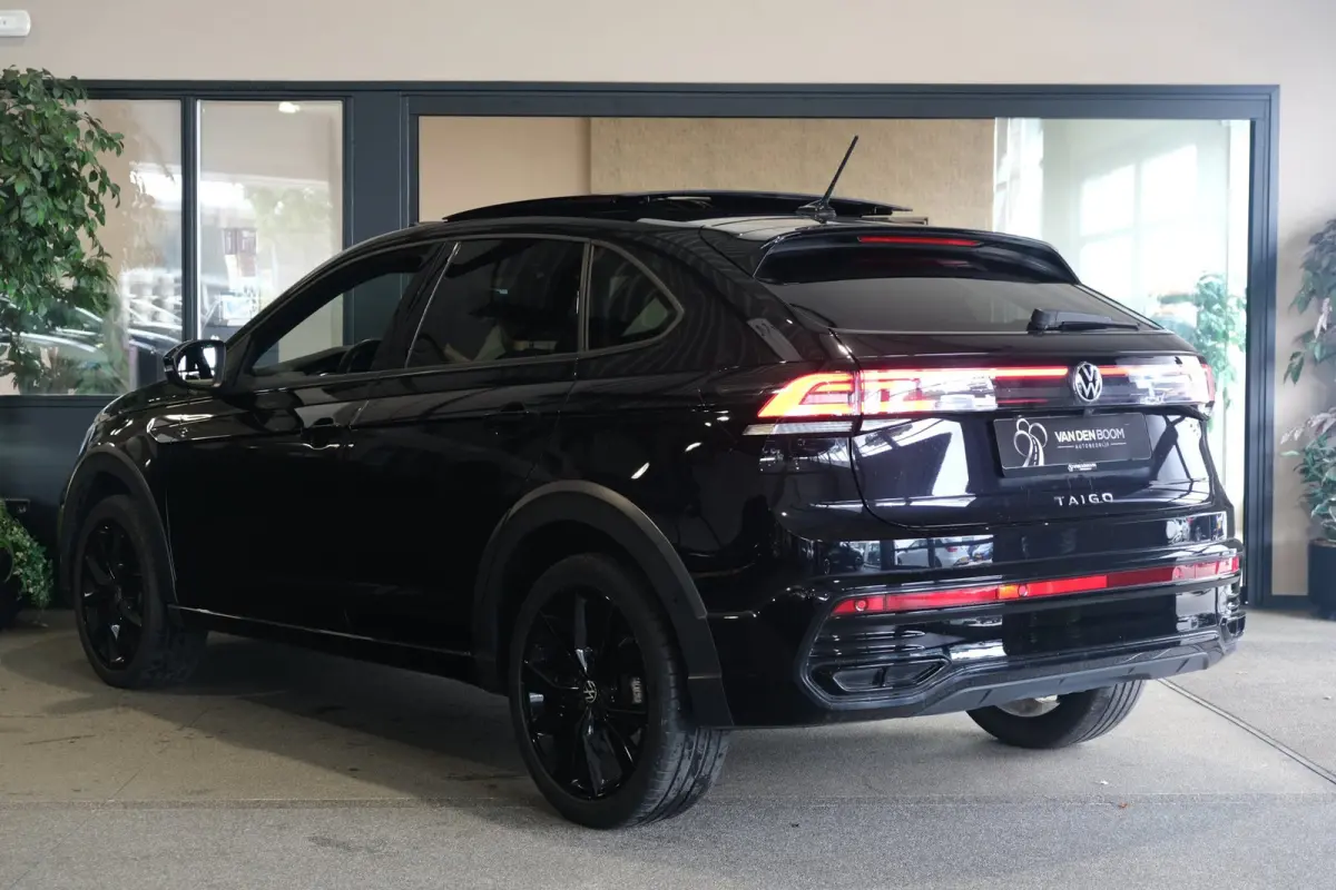 1.0 TSI 2x R-Line 116PK Facelift Pano Black Style Keyless Virtual Cam Navi ACC
