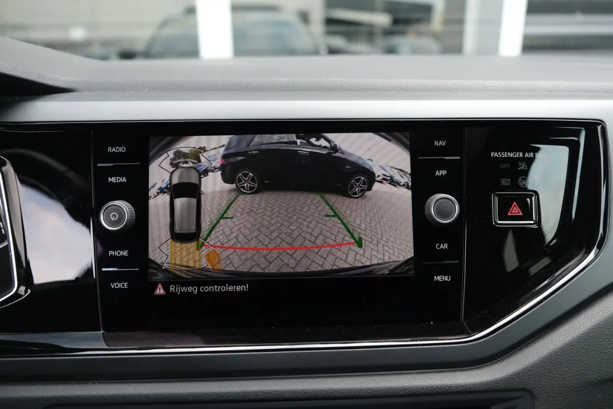 1.0 TSI 2x R-Line 116PK Facelift Pano Black Style Keyless Virtual Cam Navi ACC