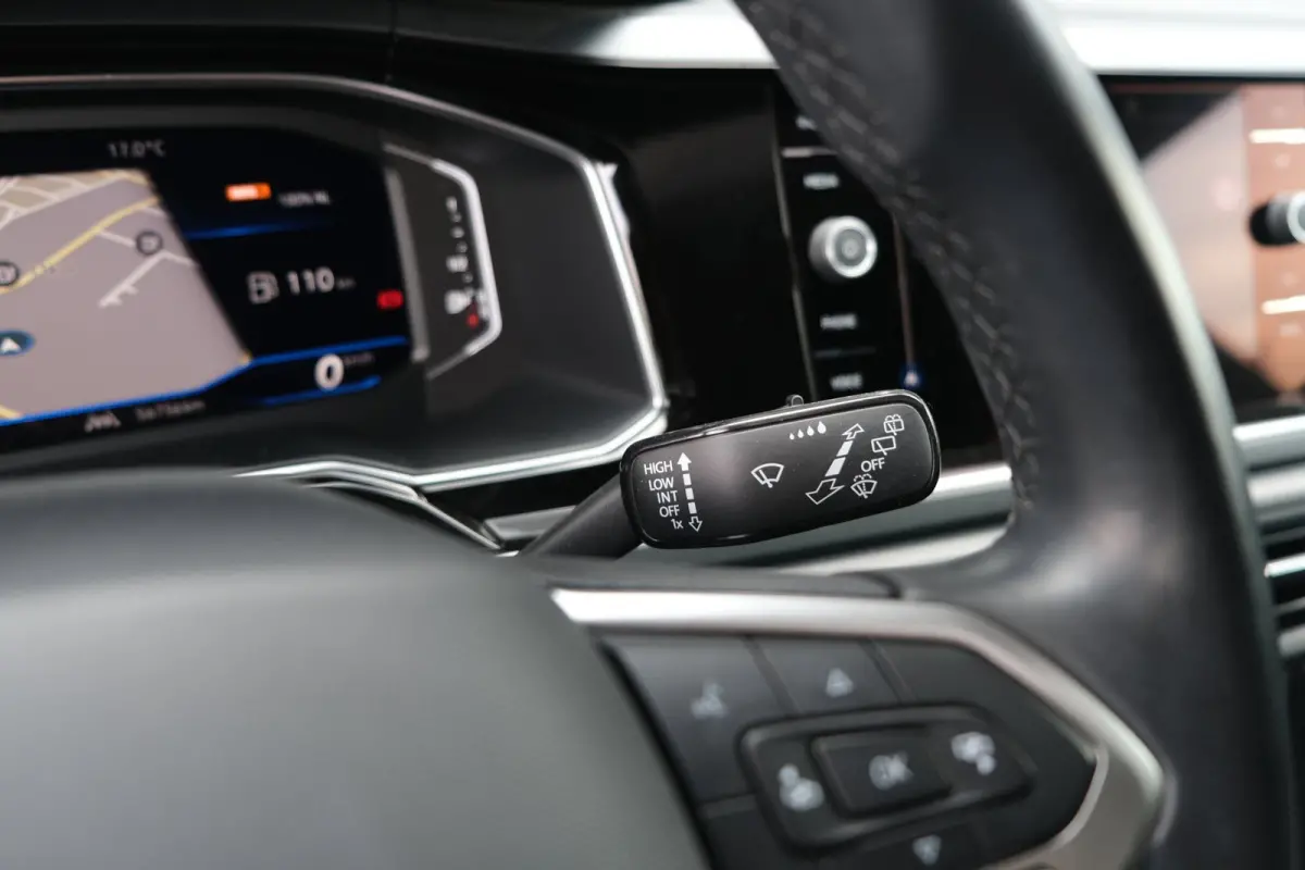 1.0 TSI 2x R-Line 116PK Facelift Pano Black Style Keyless Virtual Cam Navi ACC