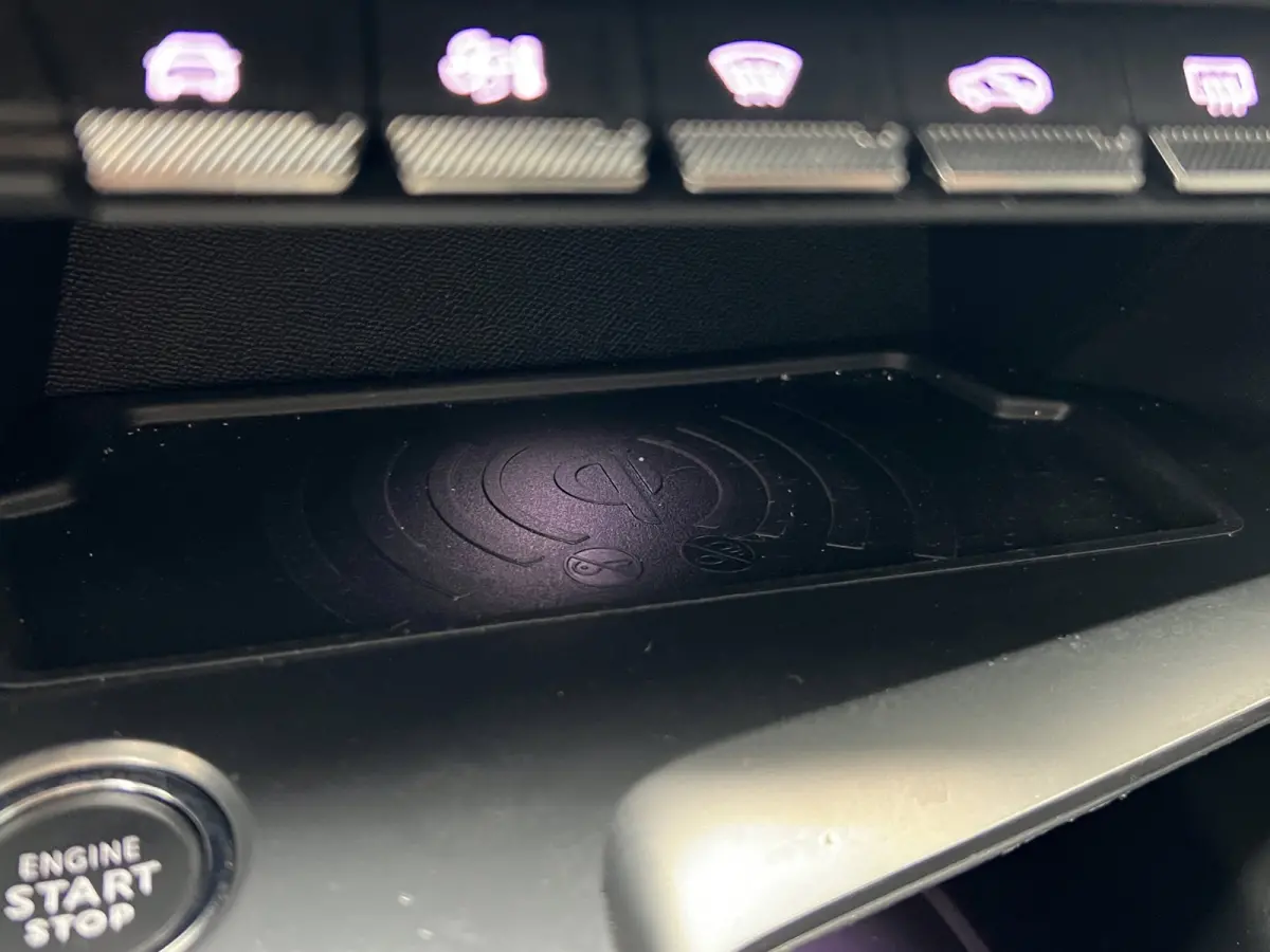1.2 PureTech Allure Pack Business Automaat | Distributie vervangen |  Camera | Keyless | Full LED | Adaptive CC | Full map navigatie | Carplay/android auto |