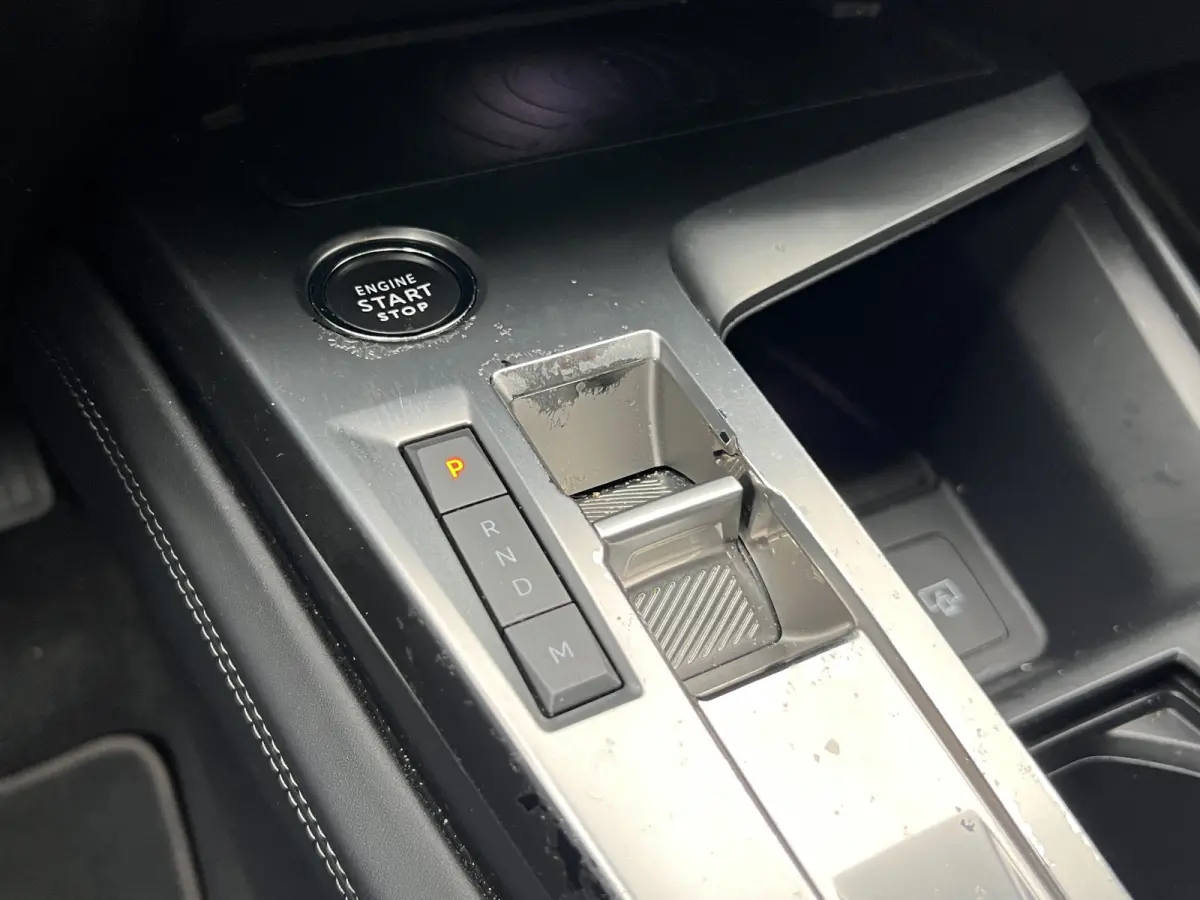 1.2 PureTech Allure Pack Business Automaat | Distributie vervangen |  Camera | Keyless | Full LED | Adaptive CC | Full map navigatie | Carplay/android auto |