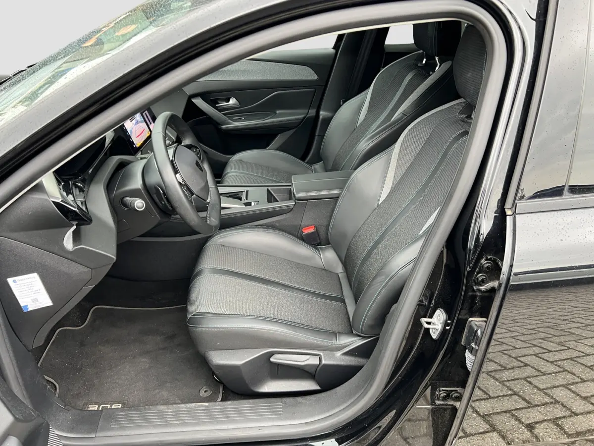 1.2 PureTech Allure Pack Business Automaat | Distributie vervangen |  Camera | Keyless | Full LED | Adaptive CC | Full map navigatie | Carplay/android auto |