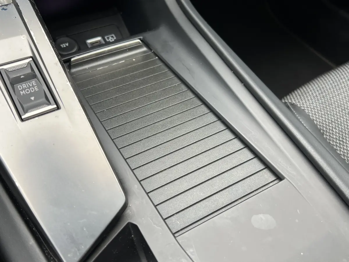 1.2 PureTech Allure Pack Business Automaat | Distributie vervangen |  Camera | Keyless | Full LED | Adaptive CC | Full map navigatie | Carplay/android auto |