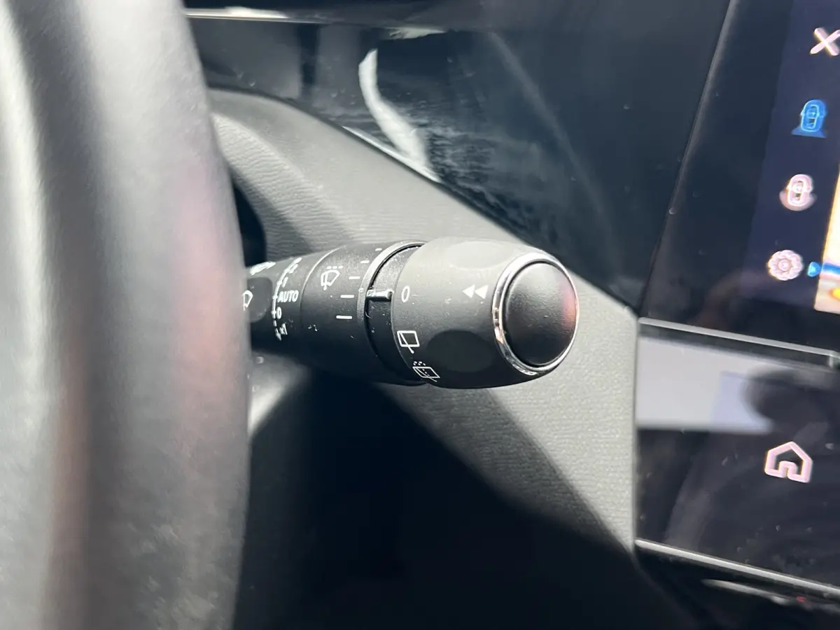 1.2 PureTech Allure Pack Business Automaat | Distributie vervangen |  Camera | Keyless | Full LED | Adaptive CC | Full map navigatie | Carplay/android auto |