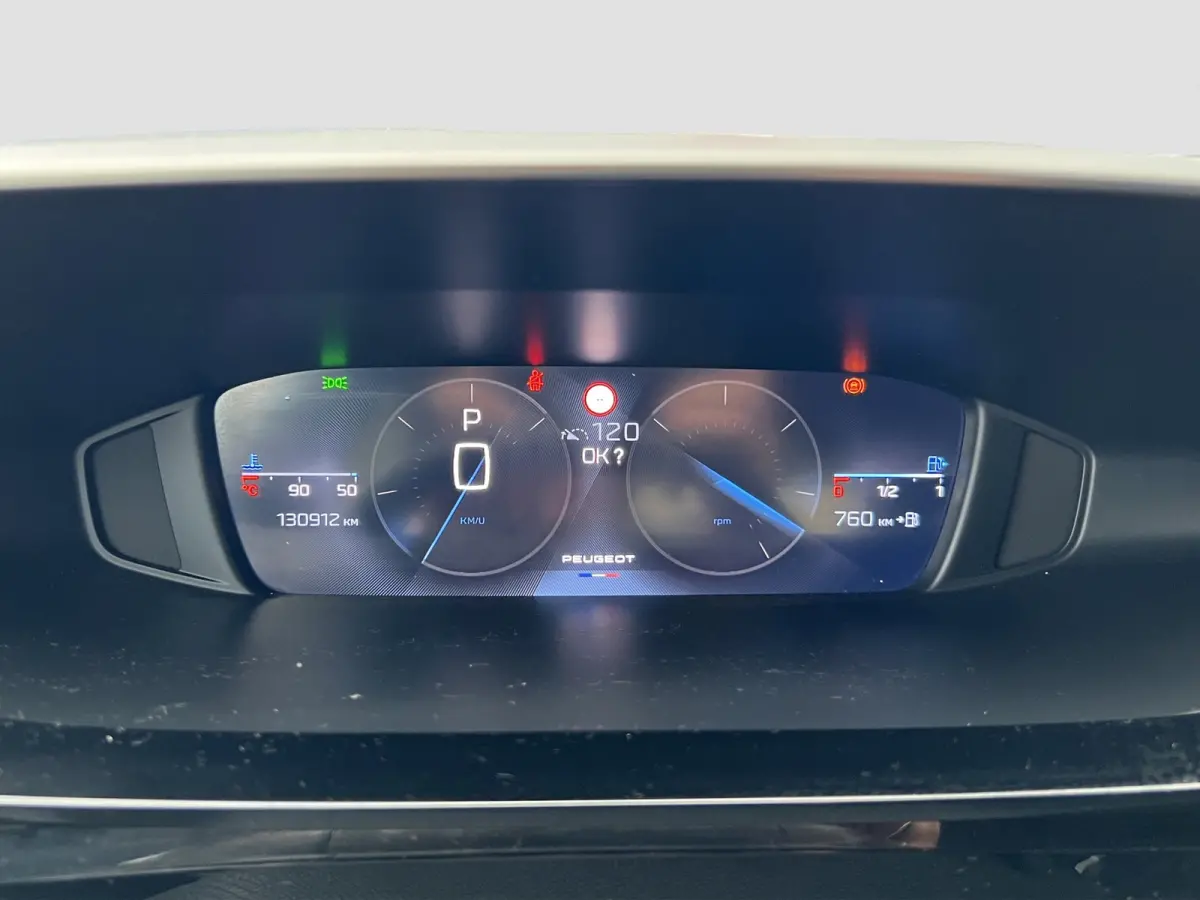 1.2 PureTech Allure Pack Business Automaat | Distributie vervangen |  Camera | Keyless | Full LED | Adaptive CC | Full map navigatie | Carplay/android auto |