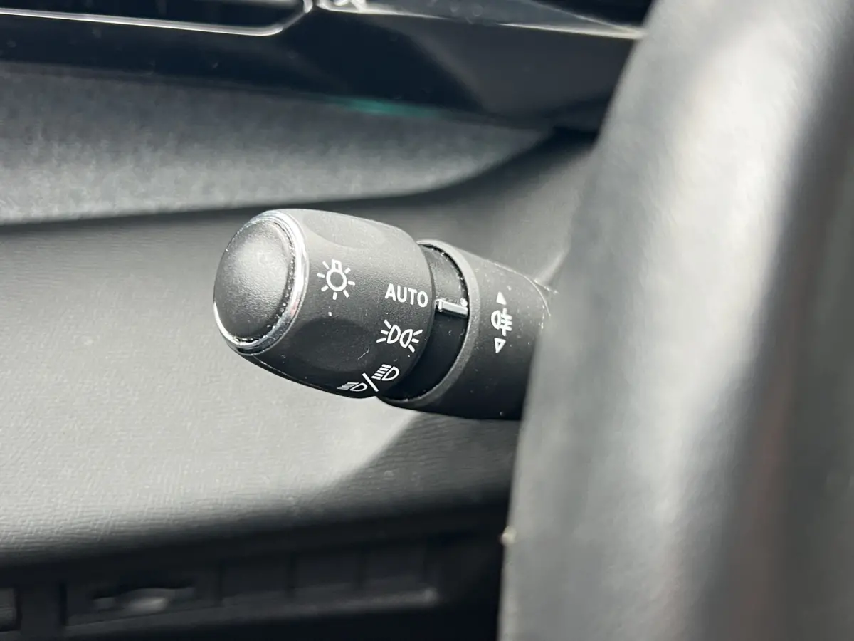1.2 PureTech Allure Pack Business Automaat | Distributie vervangen |  Camera | Keyless | Full LED | Adaptive CC | Full map navigatie | Carplay/android auto |