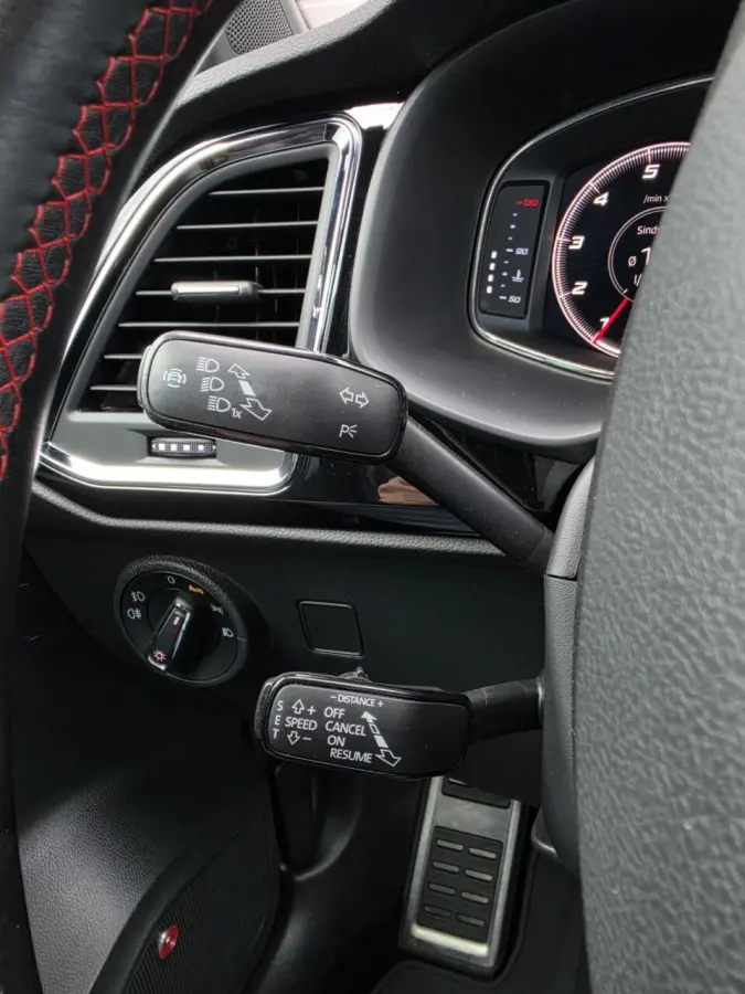 1.5 TSI FR ACC/Pano/Trekhaak/Virtual/Alcantara/Led/Carplay/Camara/Sfeer/Beats/