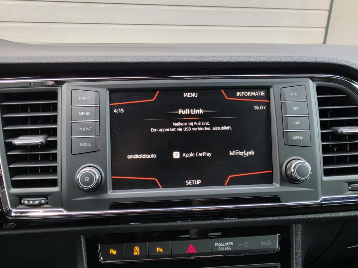 1.5 TSI FR ACC/Pano/Trekhaak/Virtual/Alcantara/Led/Carplay/Camara/Sfeer/Beats/