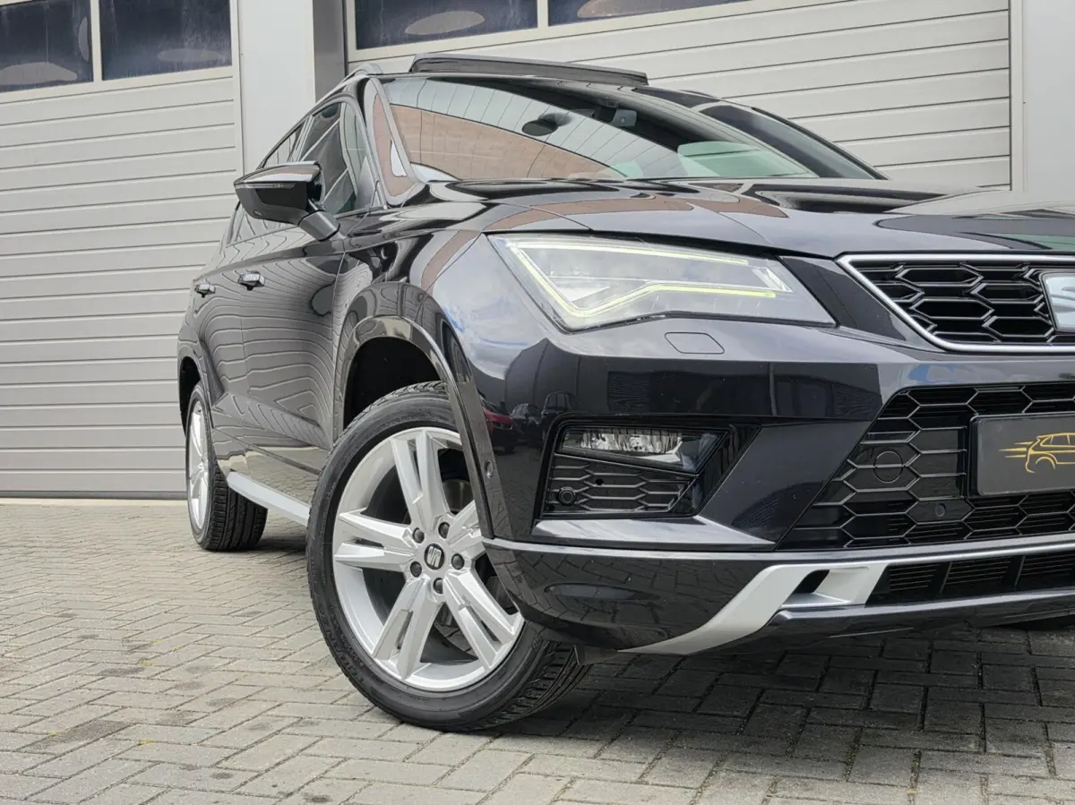 1.5 TSI FR ACC/Pano/Trekhaak/Virtual/Alcantara/Led/Carplay/Camara/Sfeer/Beats/
