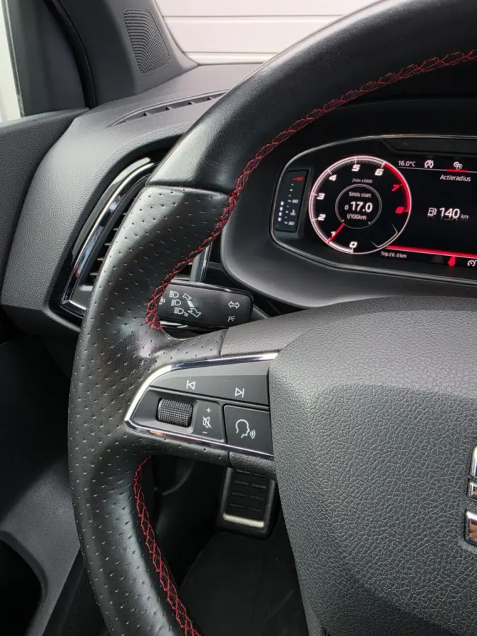 1.5 TSI FR ACC/Pano/Trekhaak/Virtual/Alcantara/Led/Carplay/Camara/Sfeer/Beats/