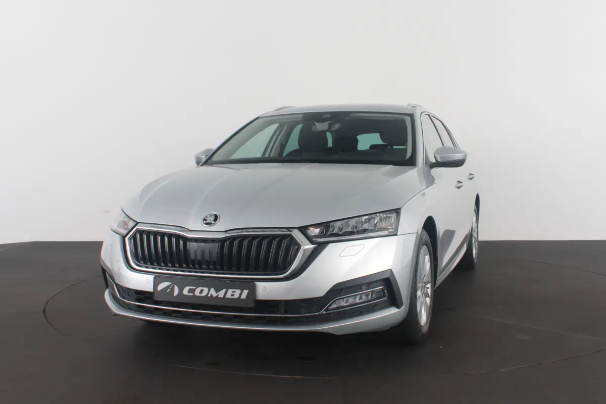 1.0 TSI Business Edition > Camera/Trekhaak/Sfeerverlichting/Keyless