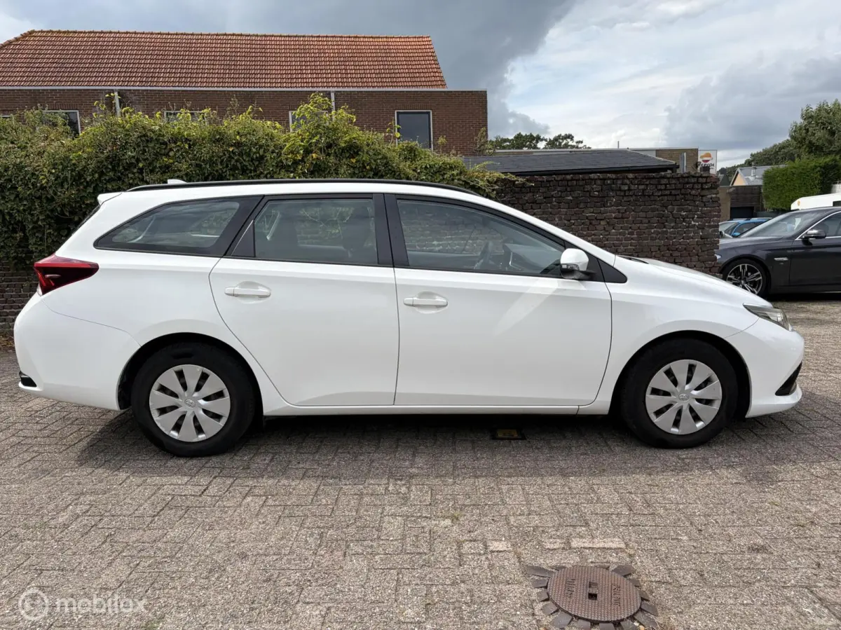 1.3 Now Navigatie / Climate control / 89.000km!