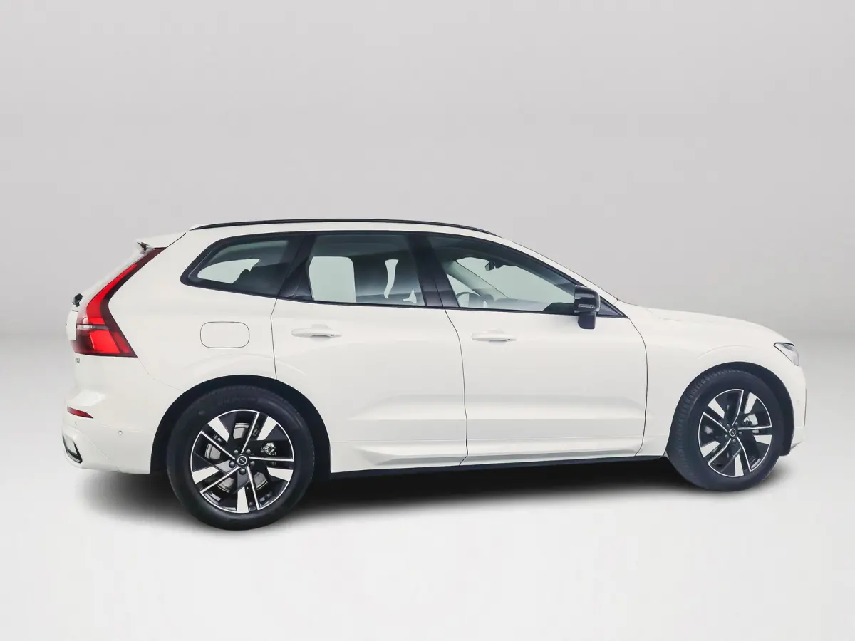 T6 Plug-in hybrid AWD Plus Dark | SOH 100% | Panoramadak | 360° camera | Luchtvering | Harman Kardon | Head-up display | Stoel- en Stuurverwarming | Trekhaak