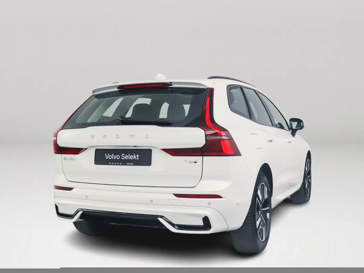 T6 Plug-in hybrid AWD Plus Dark | SOH 100% | Panoramadak | 360° camera | Luchtvering | Harman Kardon | Head-up display | Stoel- en Stuurverwarming | Trekhaak