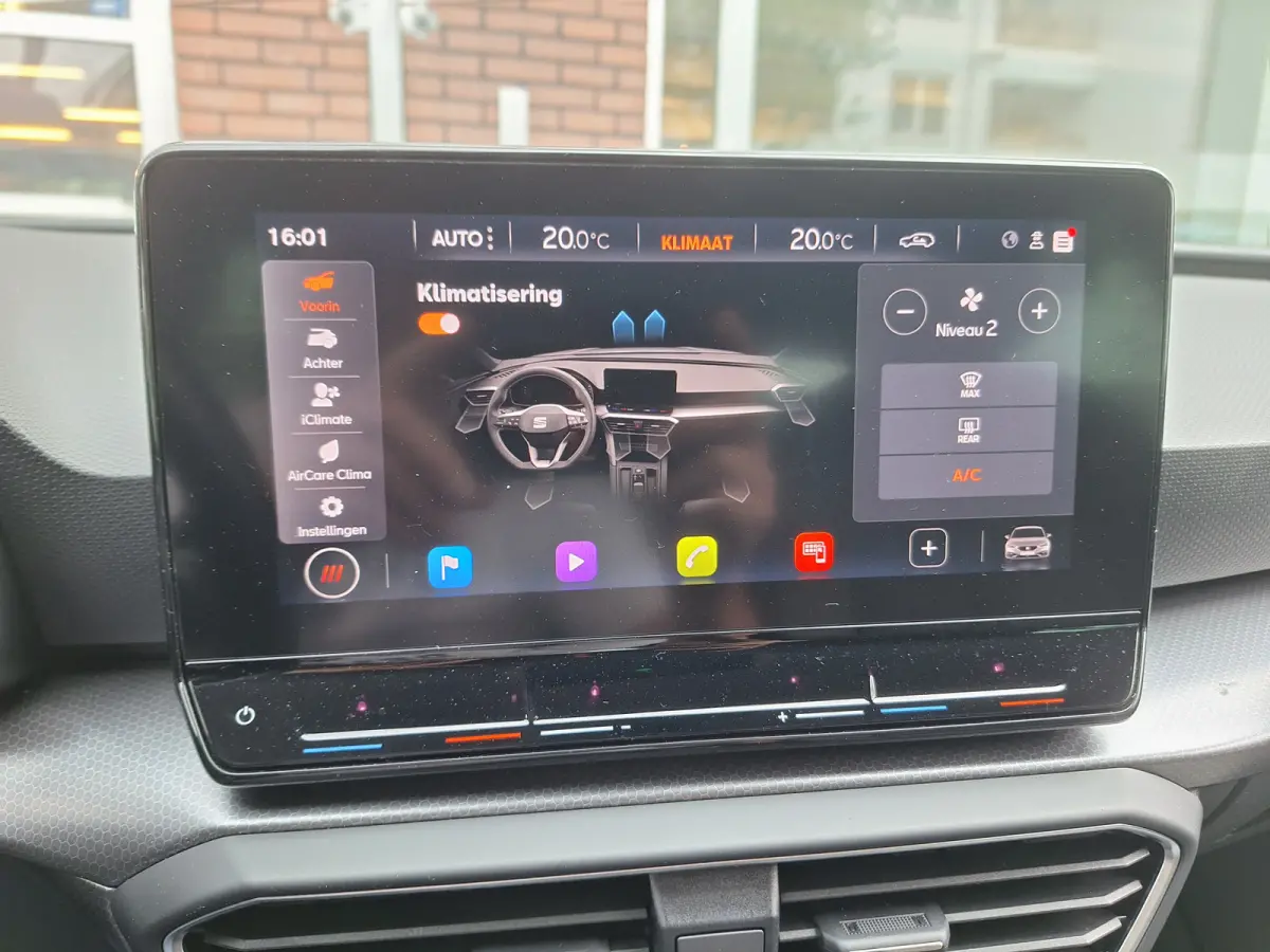 1.0 TSI Style Business Intense /Camera/Navi/Clima/1e Eig/Garantie