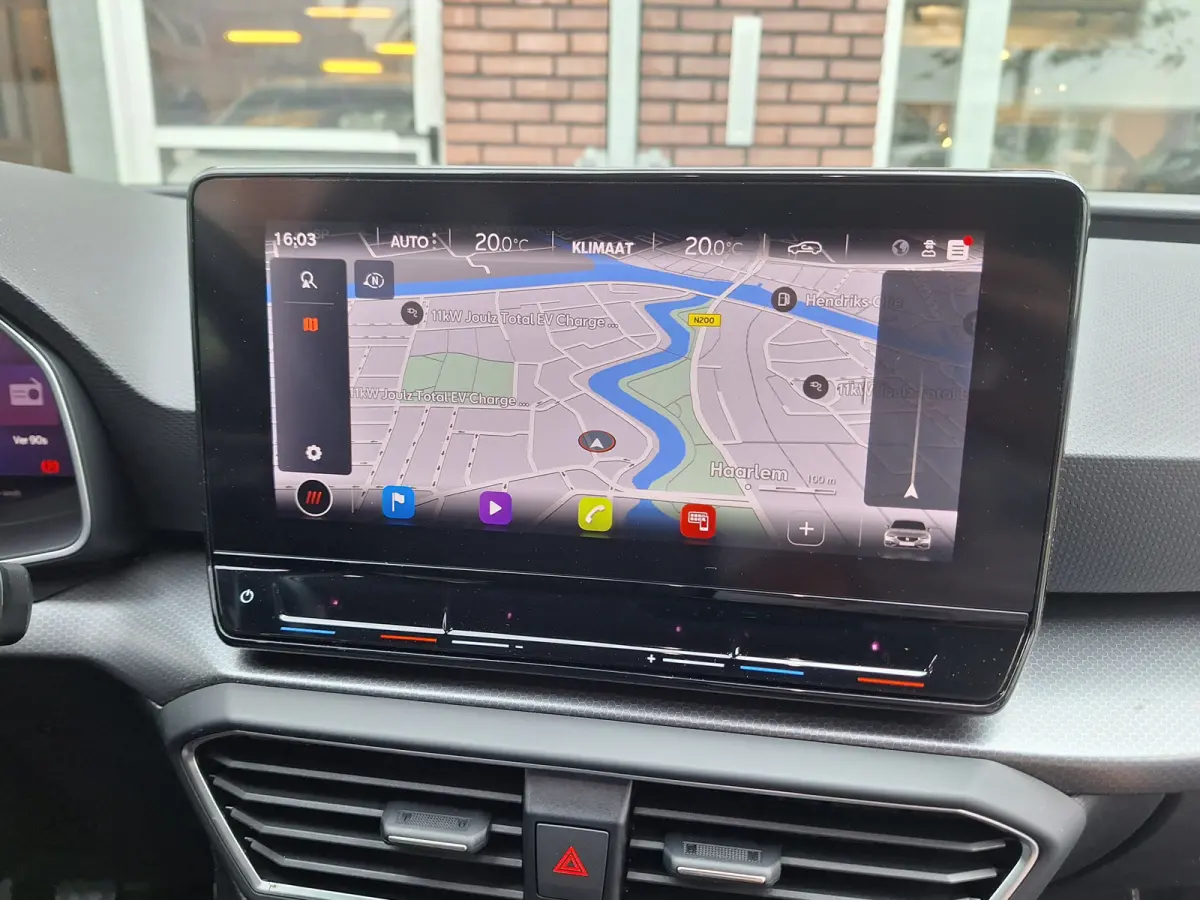 1.0 TSI Style Business Intense /Camera/Navi/Clima/1e Eig/Garantie