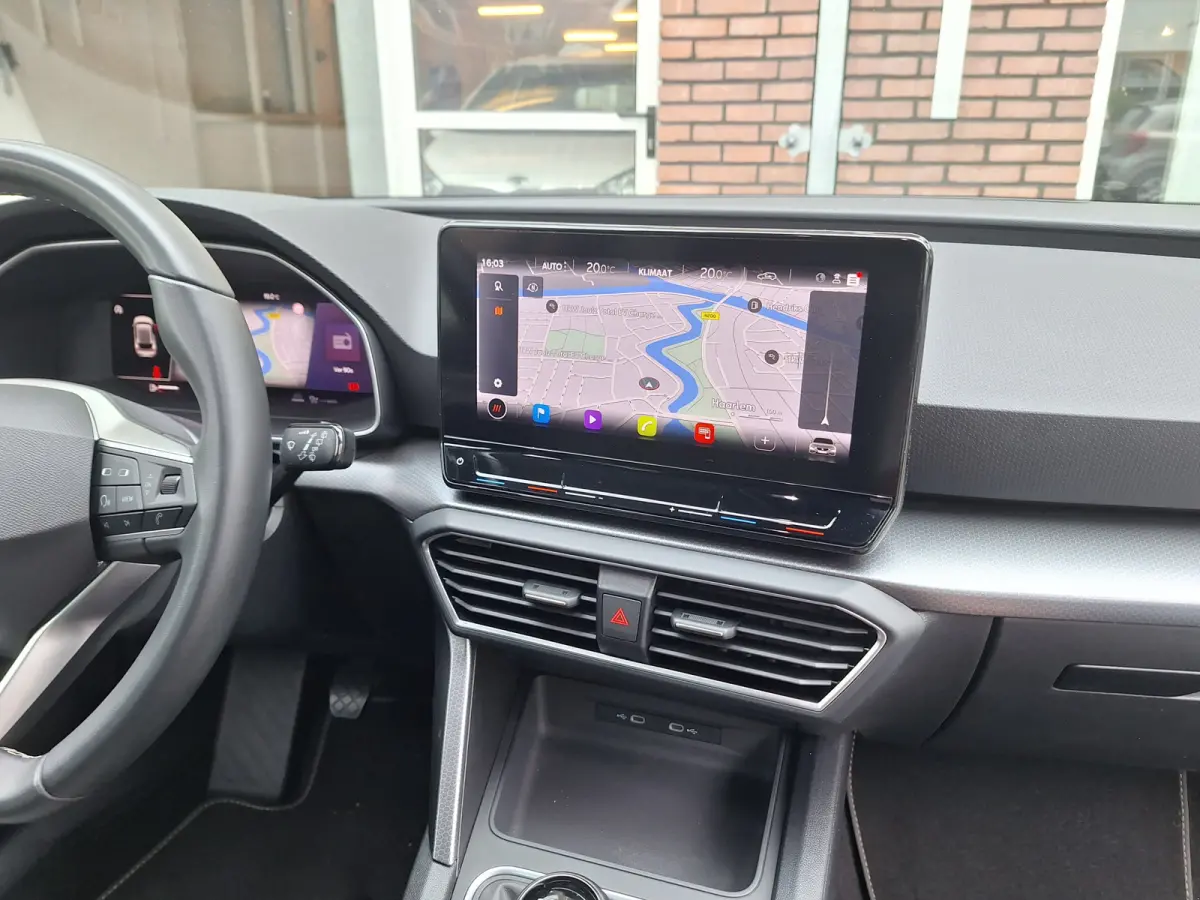1.0 TSI Style Business Intense /Camera/Navi/Clima/1e Eig/Garantie