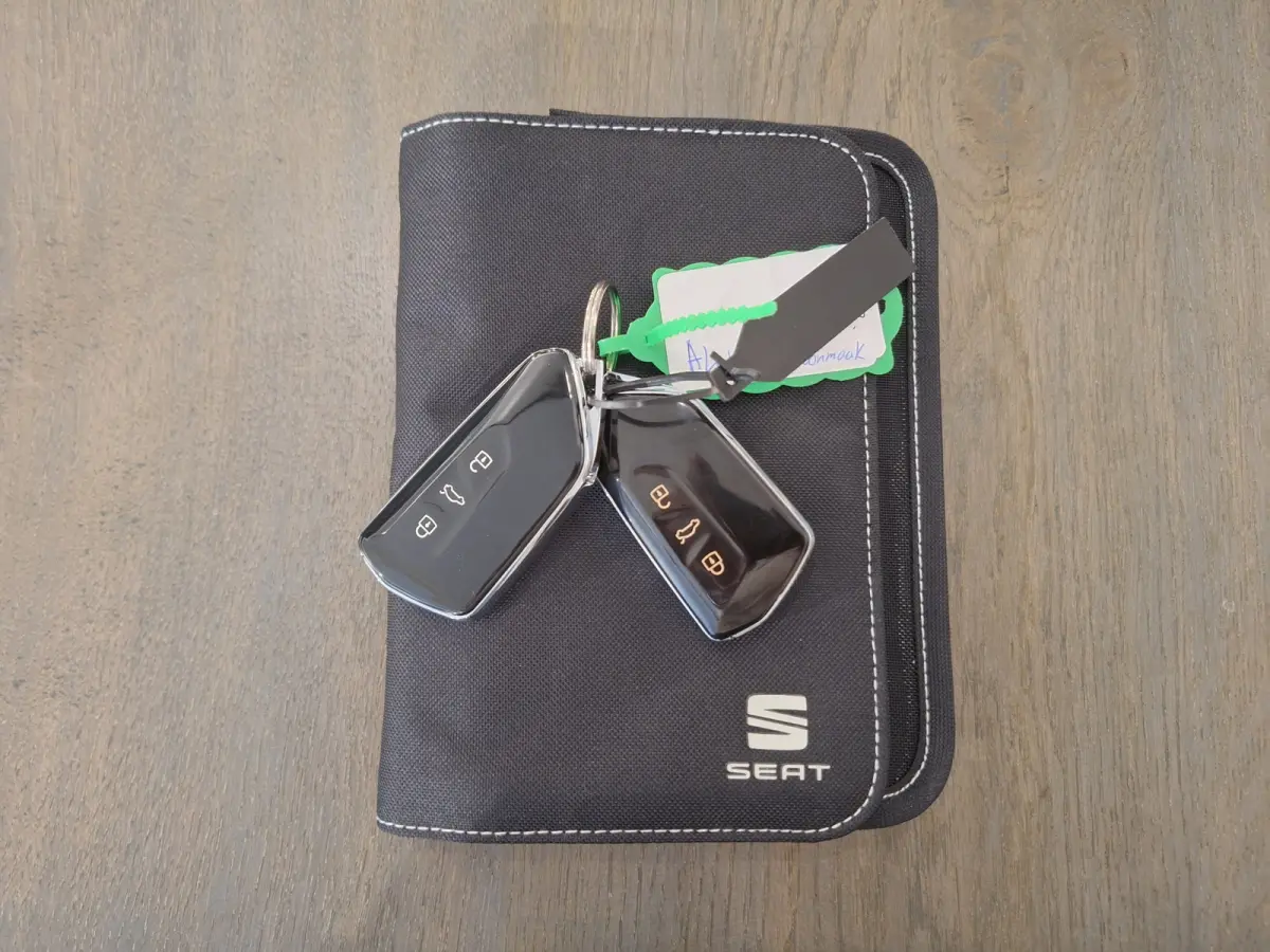 1.0 TSI Style Business Intense /Camera/Navi/Clima/1e Eig/Garantie