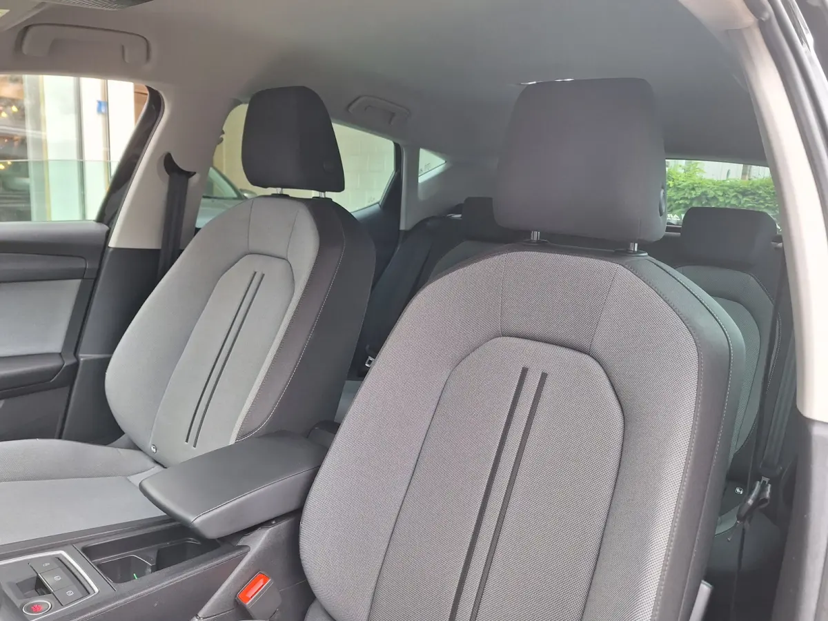 1.0 TSI Style Business Intense /Camera/Navi/Clima/1e Eig/Garantie