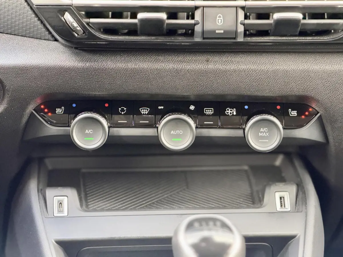 1.2 Puretech Feel Pack HEADUP APPLE CARPLAY grijs