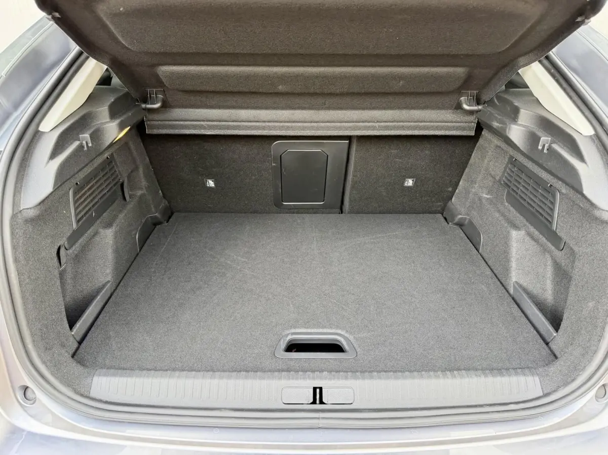 1.2 Puretech Feel Pack HEADUP APPLE CARPLAY grijs
