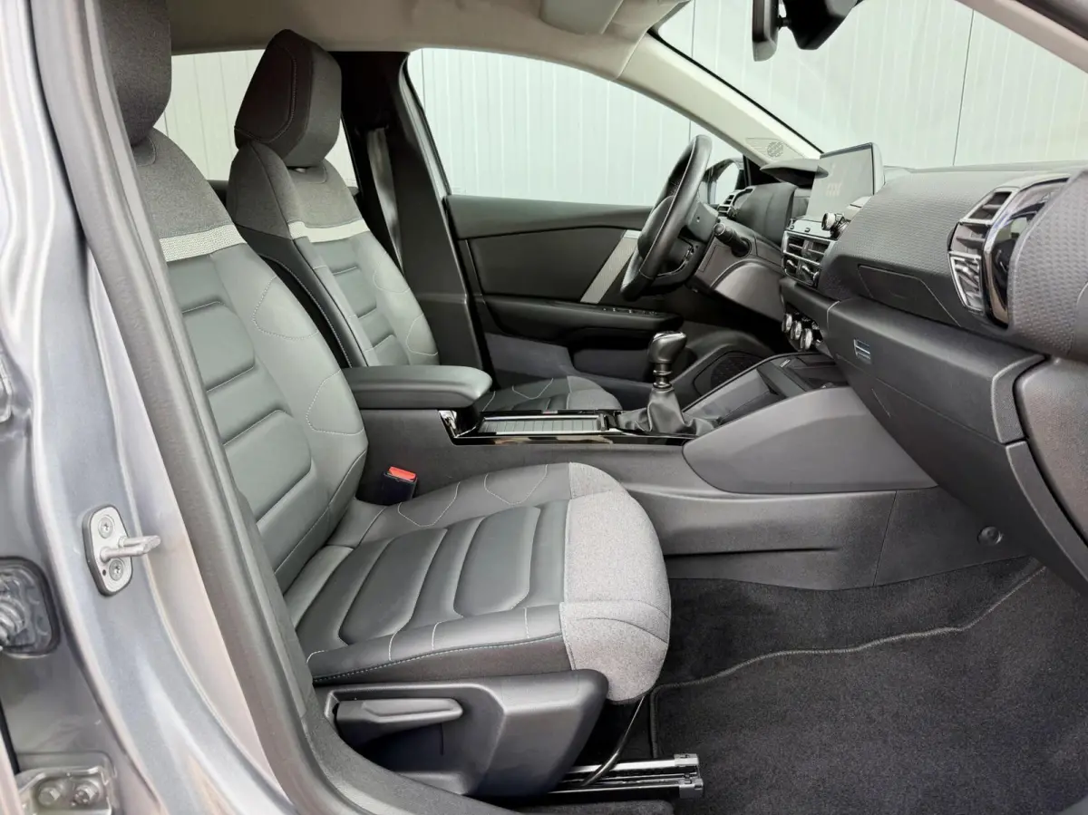 1.2 Puretech Feel Pack HEADUP APPLE CARPLAY grijs
