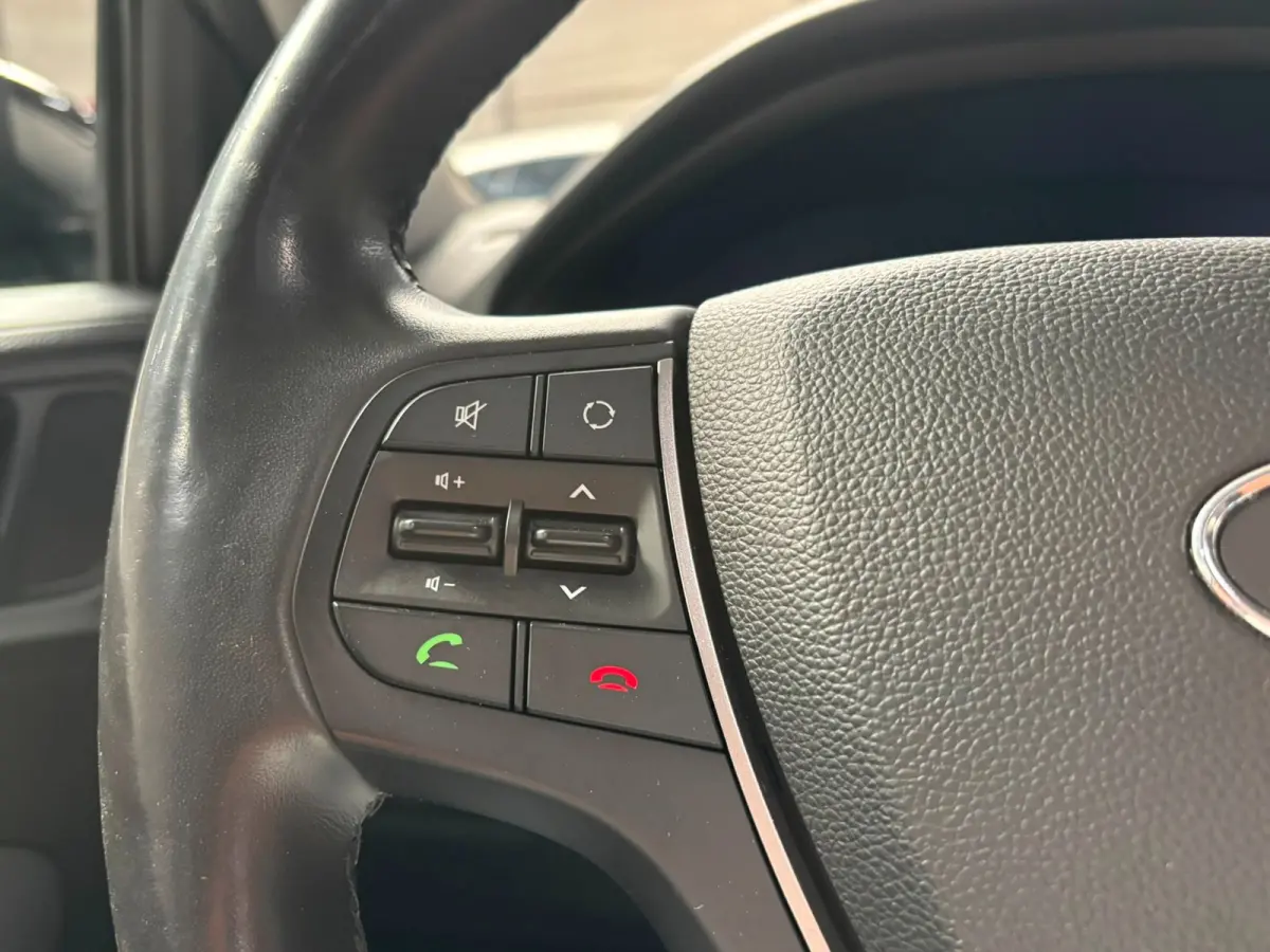 1.0 T-GDI Comfort - Pano - Cruise - Camera