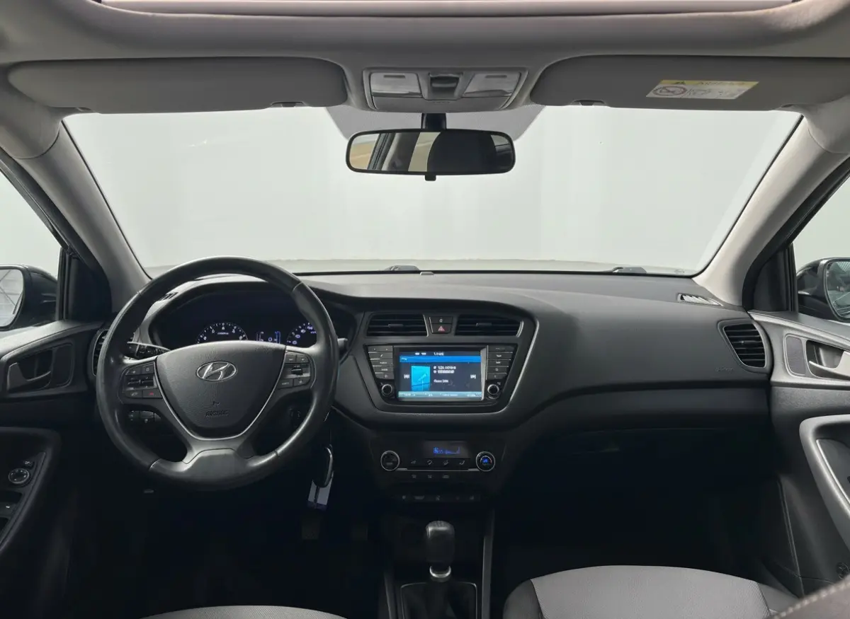 1.0 T-GDI Comfort - Pano - Cruise - Camera