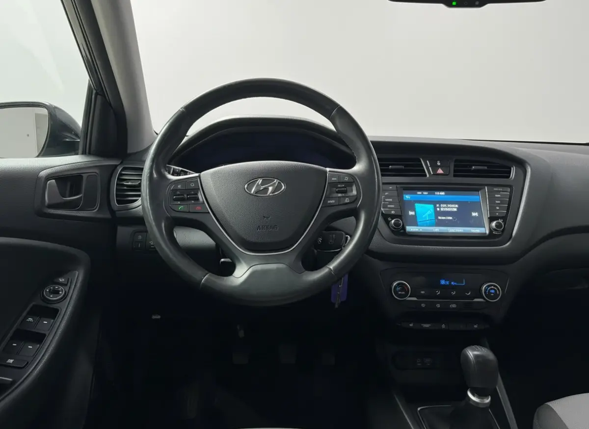 1.0 T-GDI Comfort - Pano - Cruise - Camera