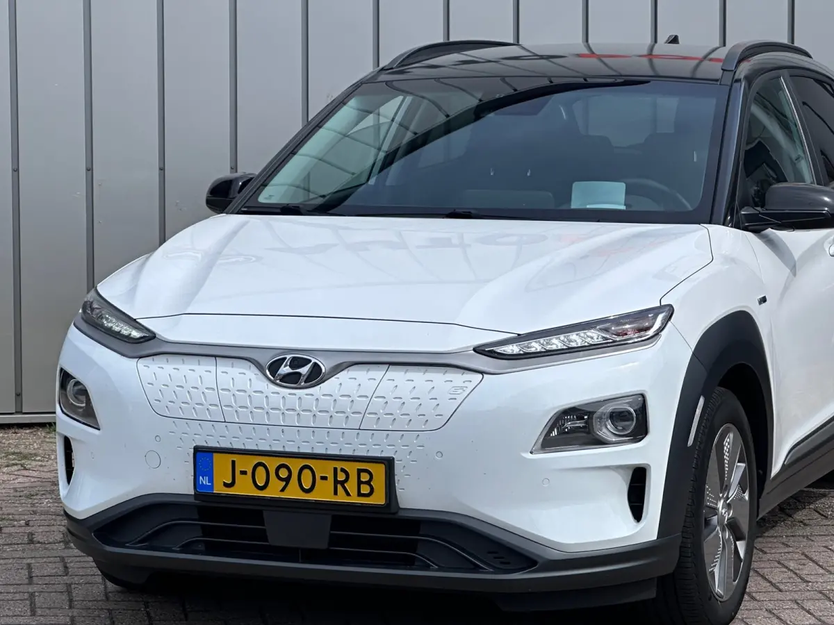 EV Premium 64 kWh SOH100% WARMTEPOMP|TREKHAAK|HEADUP|STOEL&STUURVRM+VERKOELING|LEDER|BLINDSPOT|LANE ASS.|ADAPT.CRUISE