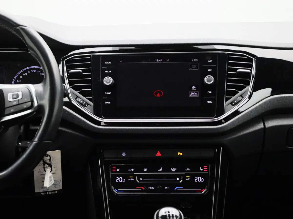 1.0 TSI Style Business | Apple Carplay / Android Auto | Stoelverwarming | Parkeersensoren | Climate Control |