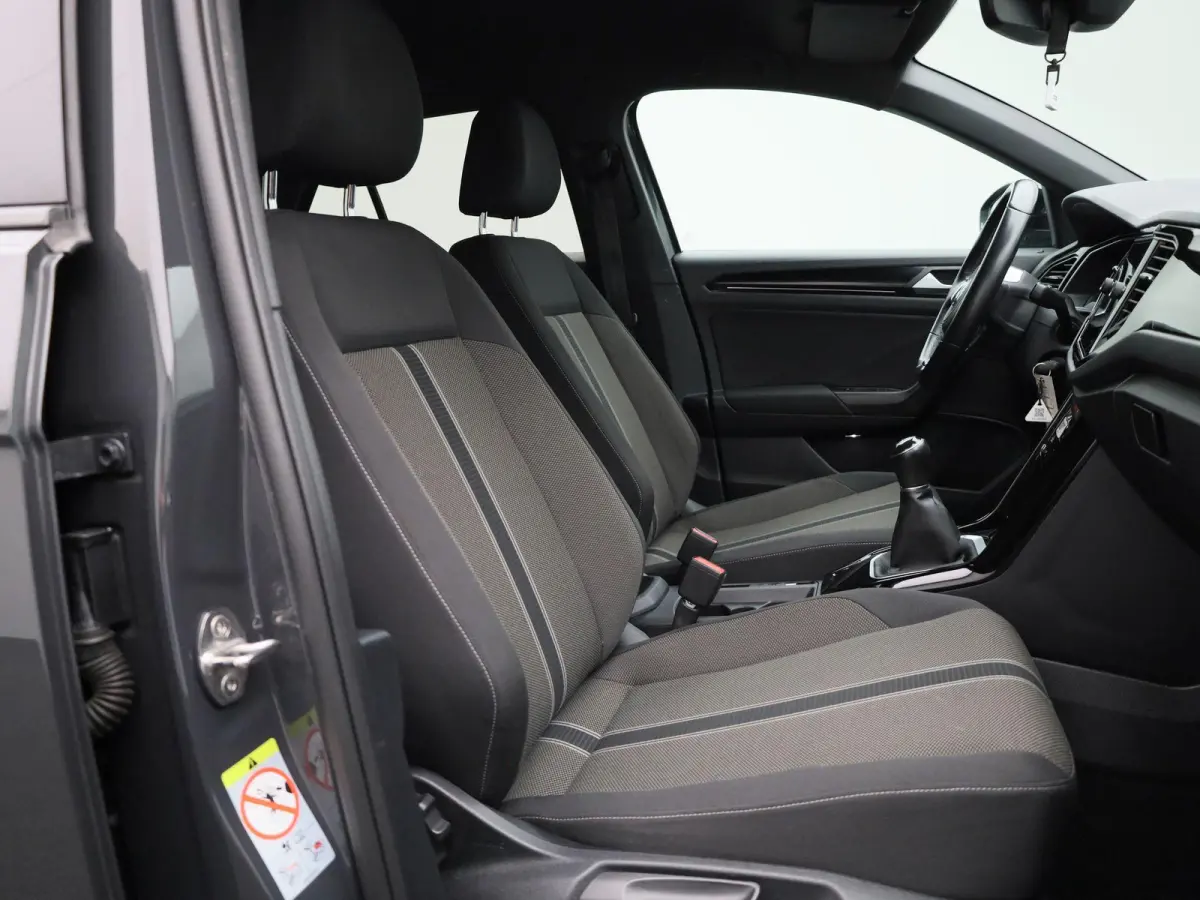 1.0 TSI Style Business | Apple Carplay / Android Auto | Stoelverwarming | Parkeersensoren | Climate Control |