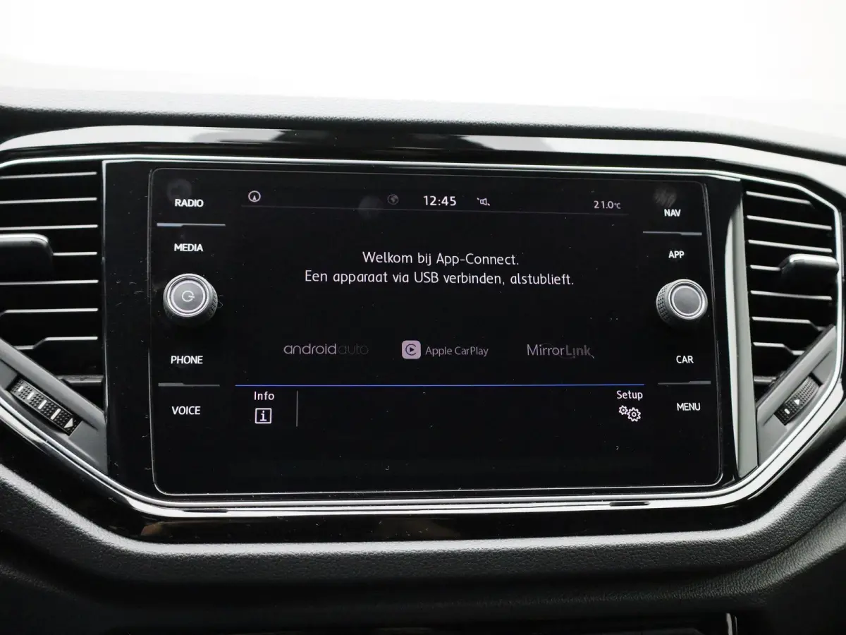 1.0 TSI Style Business | Apple Carplay / Android Auto | Stoelverwarming | Parkeersensoren | Climate Control |