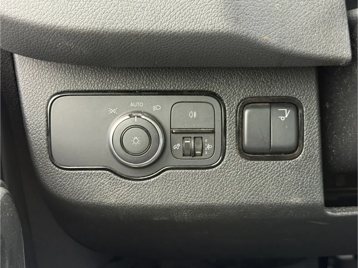 515 1.9 CDI 150PK Automaat Laadklep Bakwagen Dubbellucht Climate Control Cruise Control Apple Carplay Koffer Meubelbak