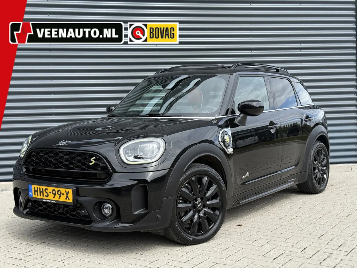 1.5 Cooper SE ALL4 Chili Pano/Leder/H&K/Camera