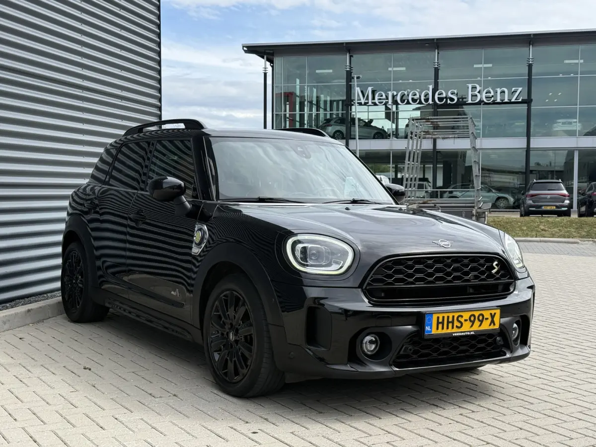 1.5 Cooper SE ALL4 Chili Pano/Leder/H&K/Camera