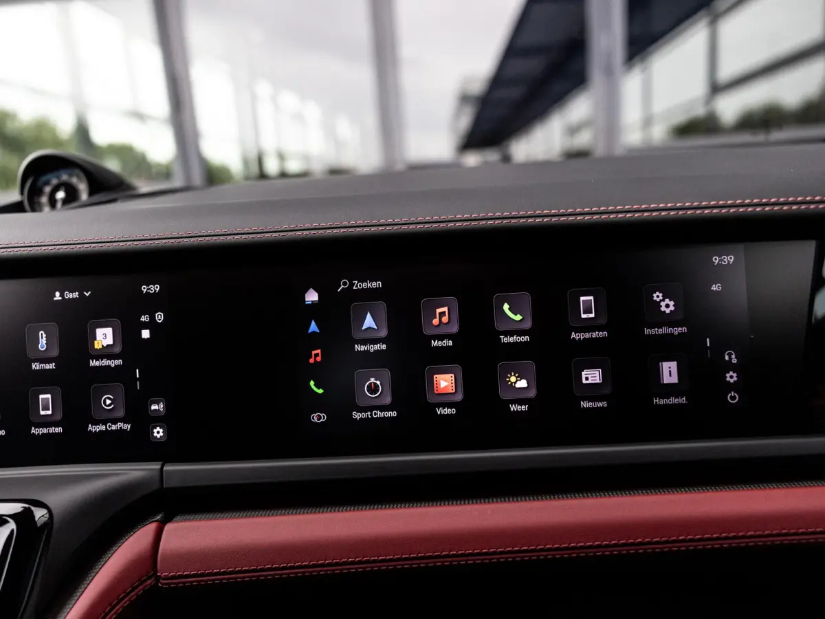 4.0 Turbo E-Hybrid | NIEUW MODEL | ACTIVE RIDE | PANORAMA | 4WIELBESTURING | SPORT DESIGN | PASSENGER DISPLAY | SOFT CLOSE | 360 CAMERA | BOSE | PDLS+ | INNODRIVE | 14-WEG STOELEN |