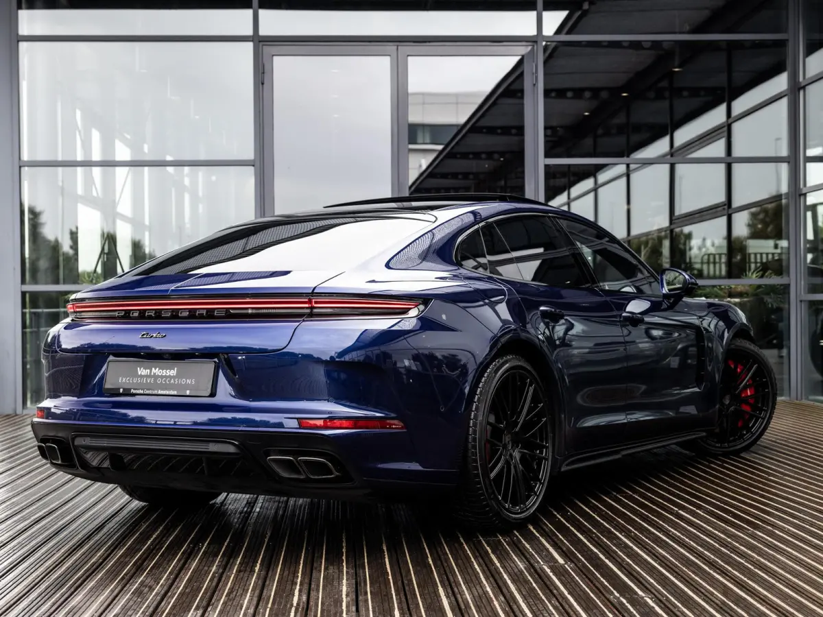 4.0 Turbo E-Hybrid | NIEUW MODEL | ACTIVE RIDE | PANORAMA | 4WIELBESTURING | SPORT DESIGN | PASSENGER DISPLAY | SOFT CLOSE | 360 CAMERA | BOSE | PDLS+ | INNODRIVE | 14-WEG STOELEN |