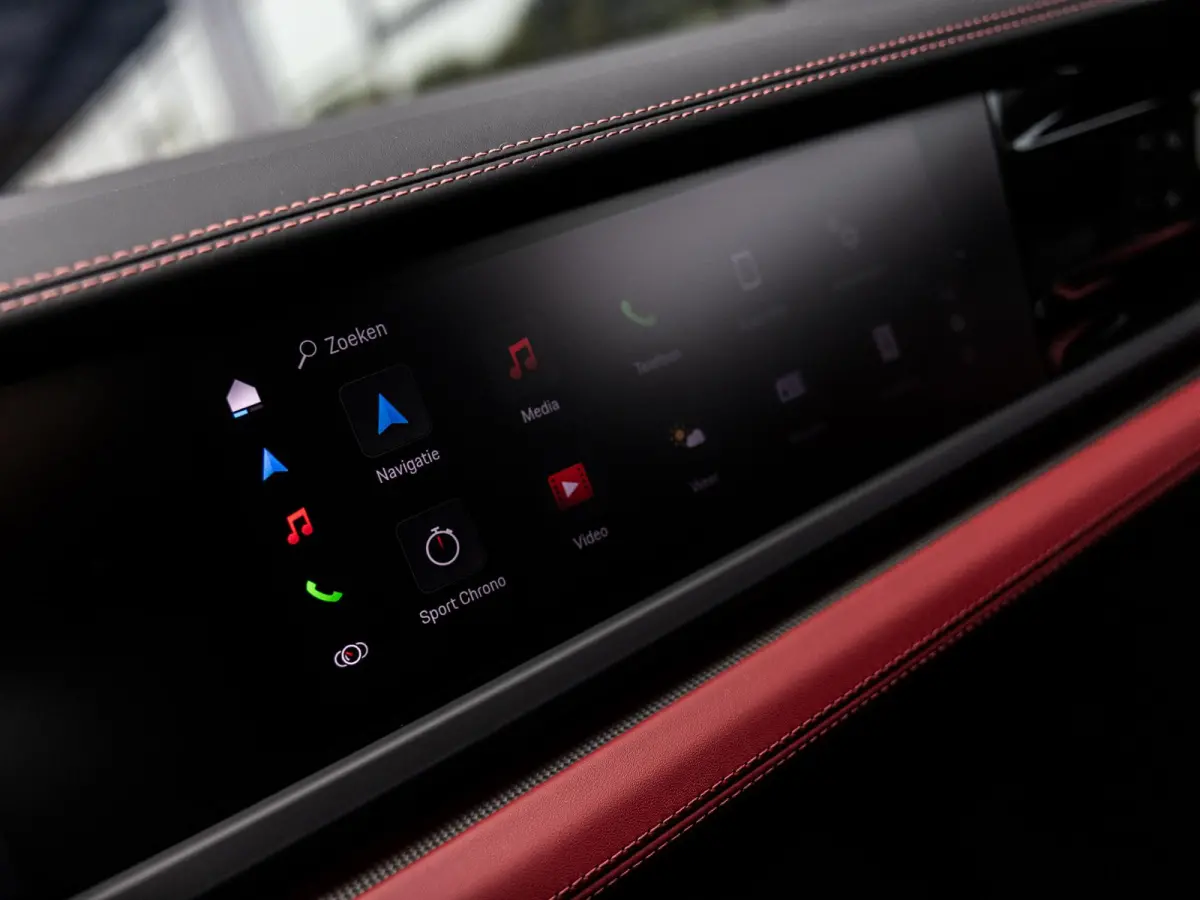 4.0 Turbo E-Hybrid | NIEUW MODEL | ACTIVE RIDE | PANORAMA | 4WIELBESTURING | SPORT DESIGN | PASSENGER DISPLAY | SOFT CLOSE | 360 CAMERA | BOSE | PDLS+ | INNODRIVE | 14-WEG STOELEN |