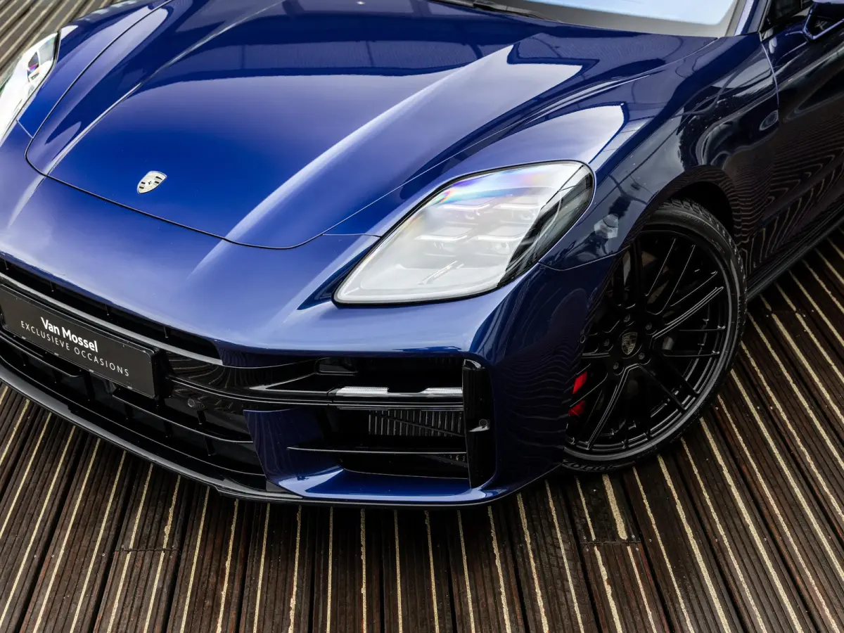4.0 Turbo E-Hybrid | NIEUW MODEL | ACTIVE RIDE | PANORAMA | 4WIELBESTURING | SPORT DESIGN | PASSENGER DISPLAY | SOFT CLOSE | 360 CAMERA | BOSE | PDLS+ | INNODRIVE | 14-WEG STOELEN |