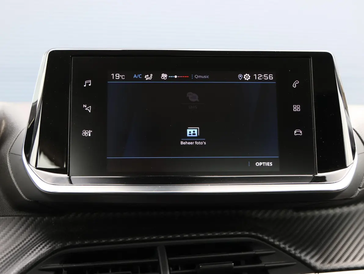 1.2 PureTech Active Pack LED | Parkeersensoren voor | DAB | 16" LMV All-season | Apple Carplay & Android Auto
