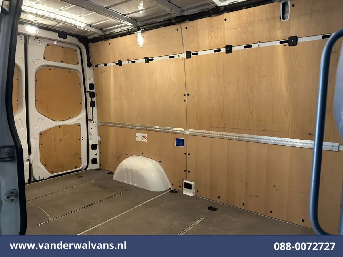 317 CDI 170pk L2H2 Euro6 Airco | Camera | Navigatie | Apple Carplay | LED Android Auto, Parkeersensoren, Stoelverwarming